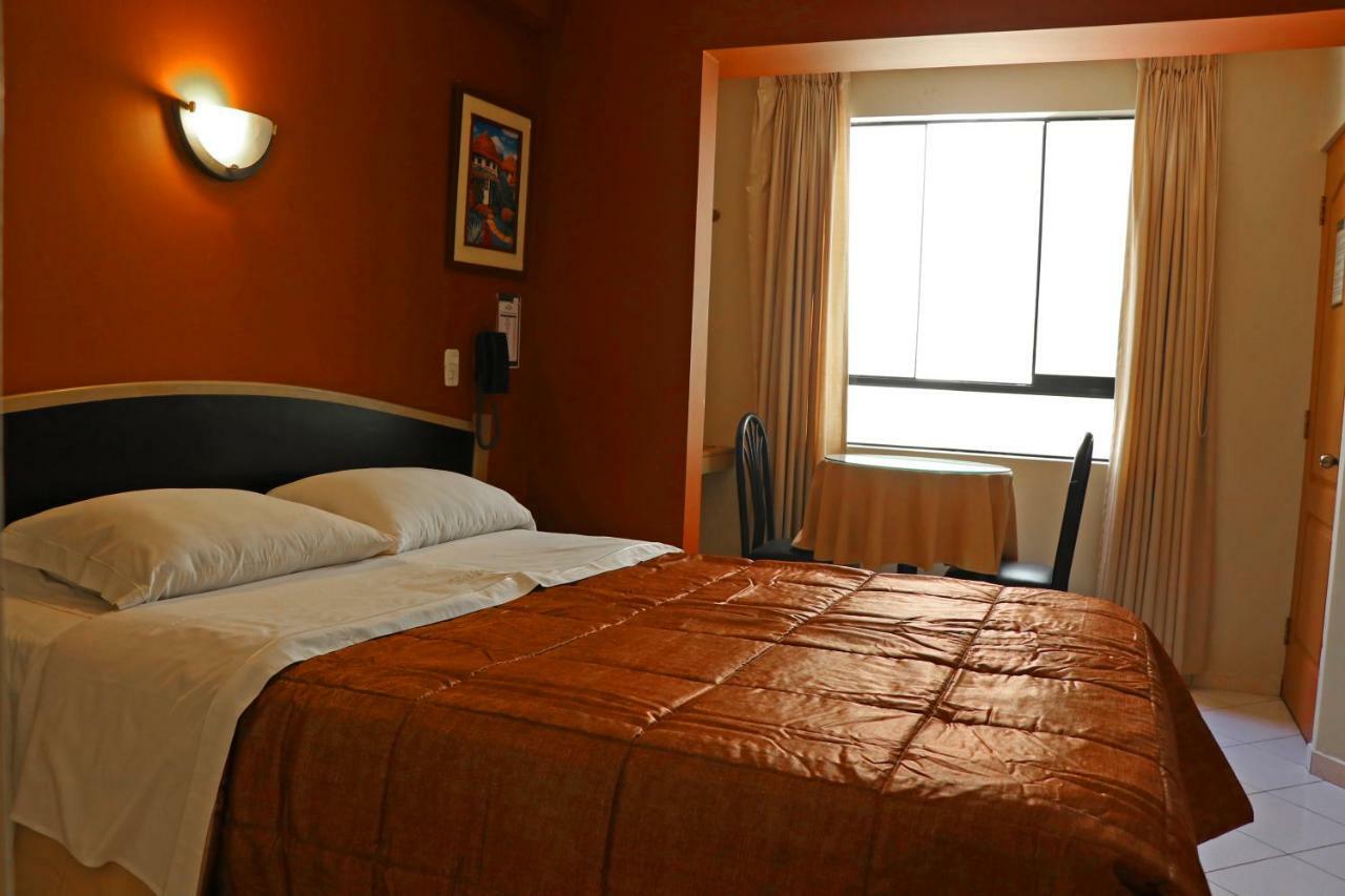 Hotel Bohemia Lima Zewnętrze zdjęcie